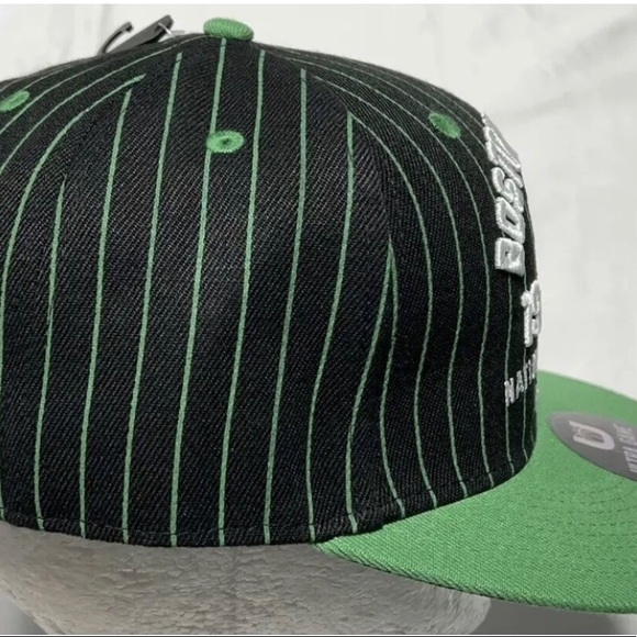 Unk Ultra Game Boston Celtics NBA Pin Striped Snapback Hat NWT - Picture 2 of 5